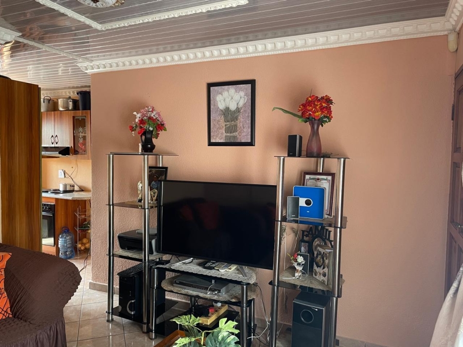 2 Bedroom Property for Sale in Boitekong North West